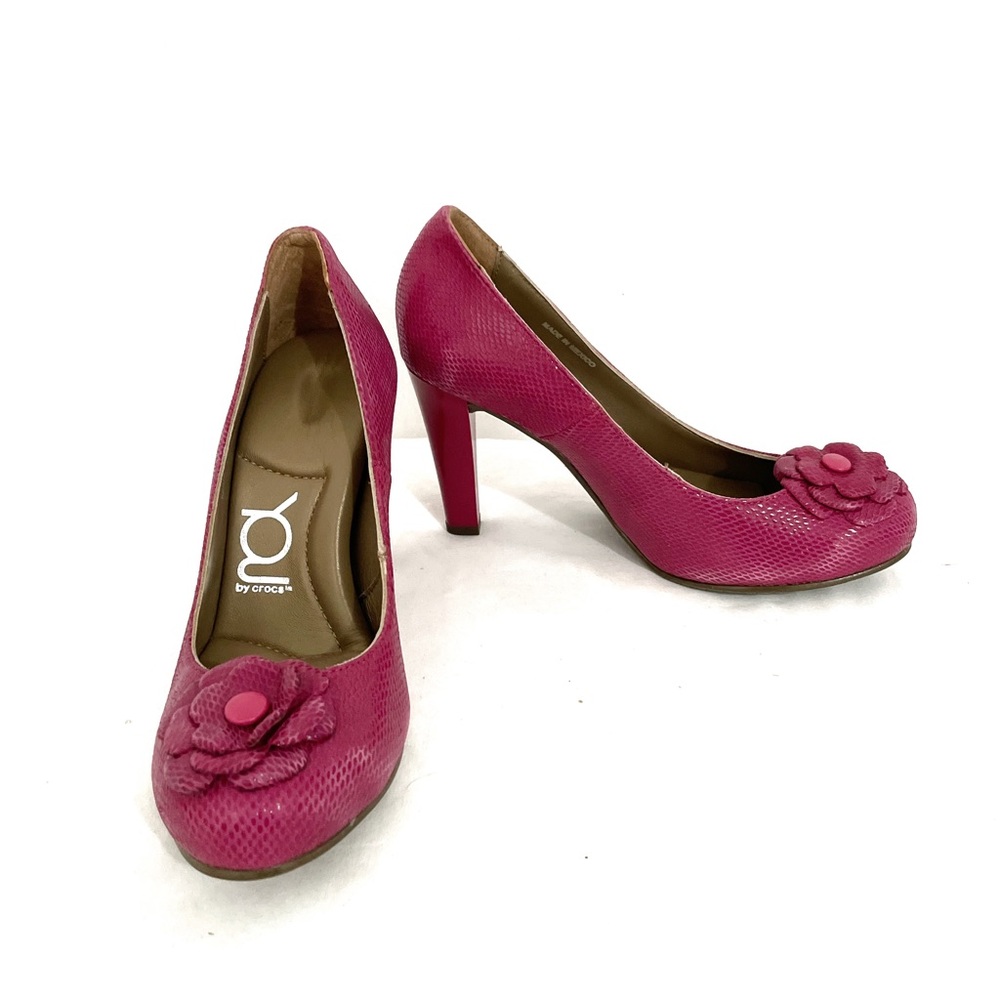 You by Crocs • anjons fuschia floral accent high heels • 7.5 • NIB